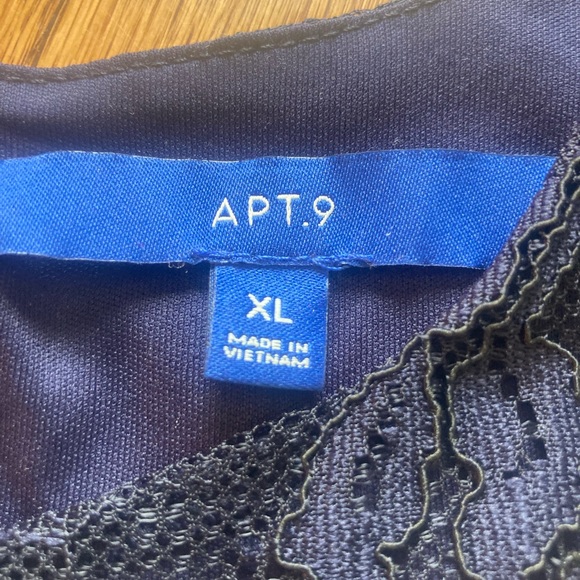 Women’s XL Apt 9 navy fairy/hobo style tank - Picture 2 of 2